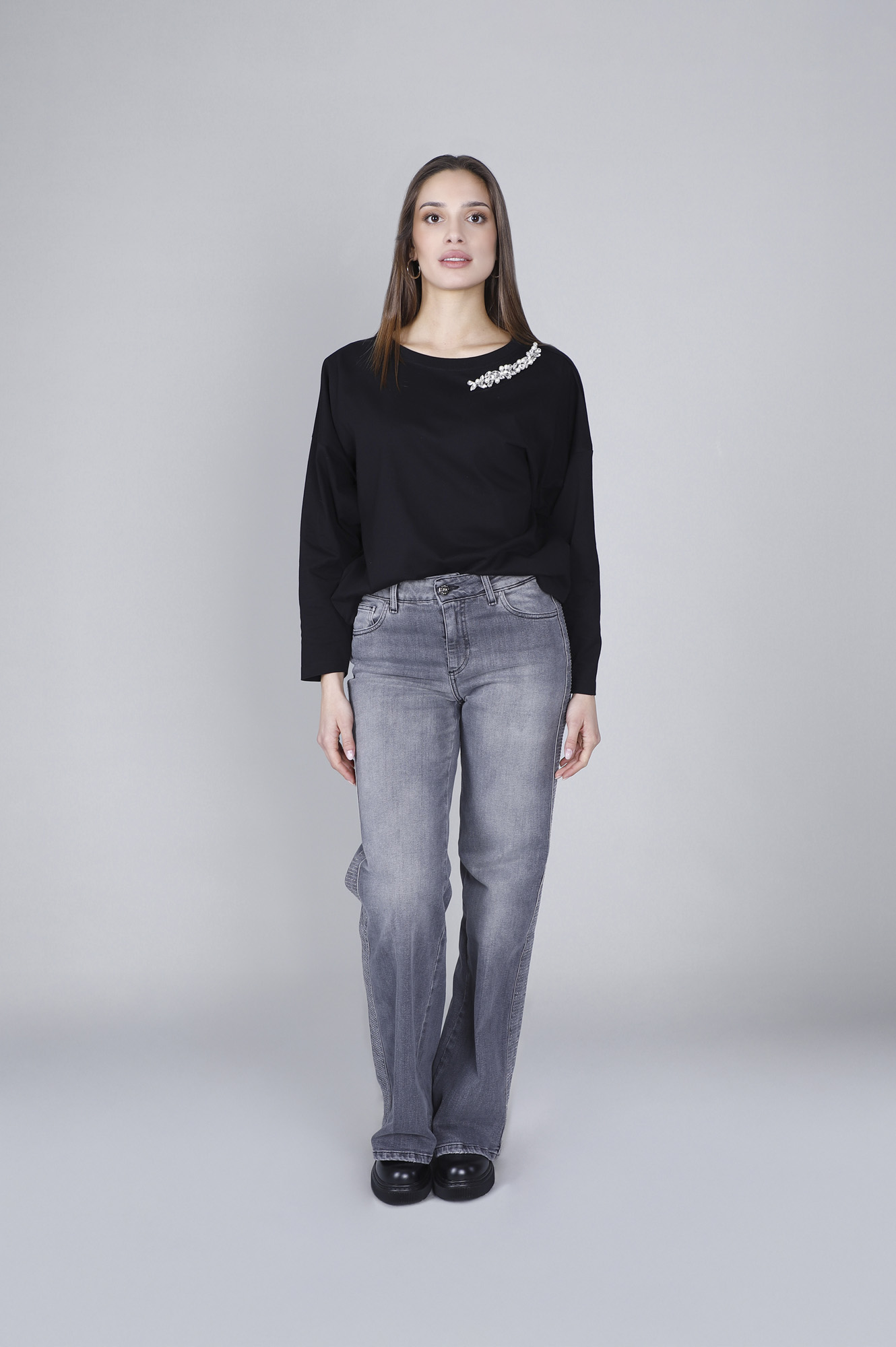jeans denim wide leg con strass ai fianchi grigio 31