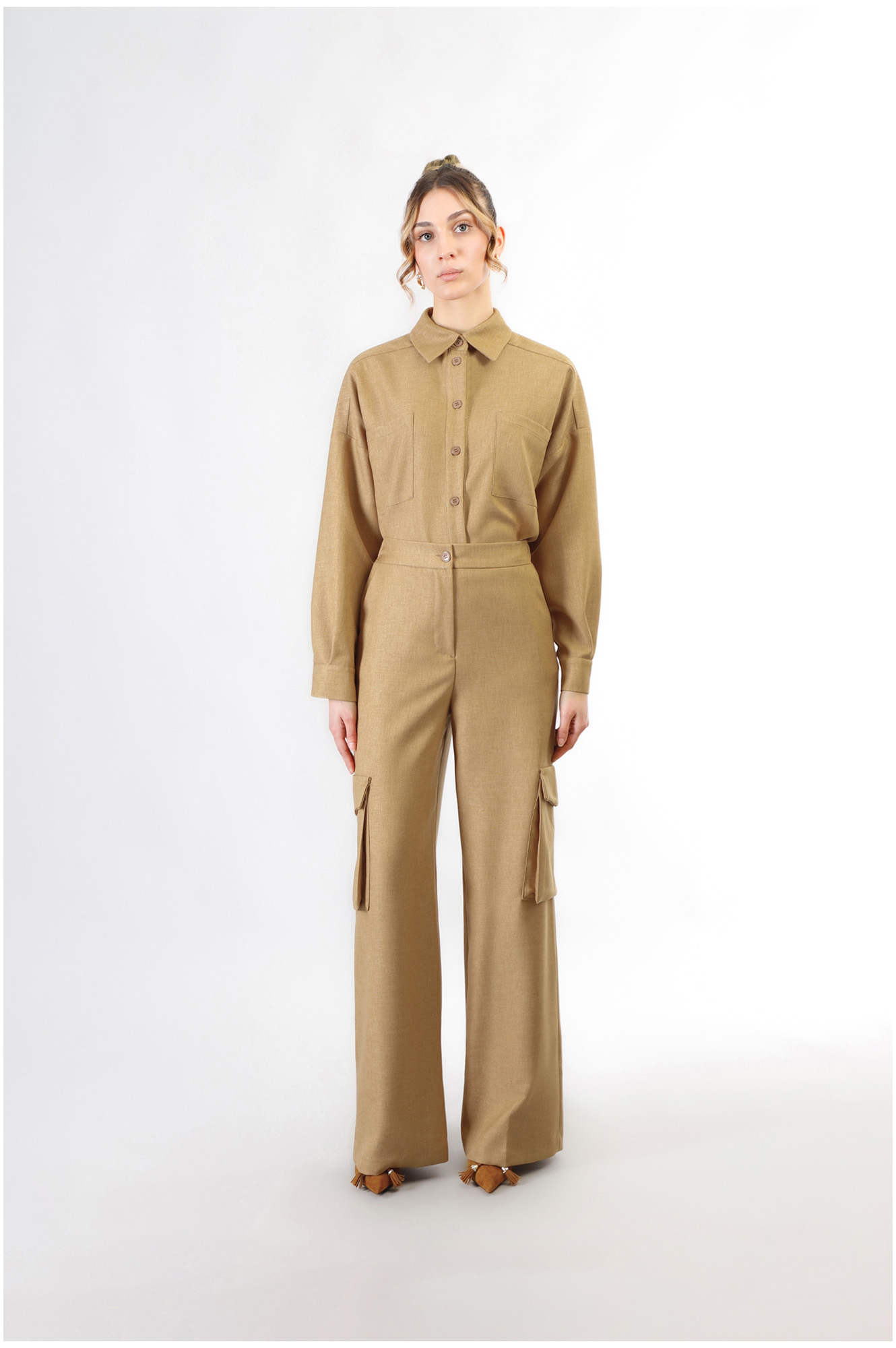 pantaloni wide con tasconi cammello s