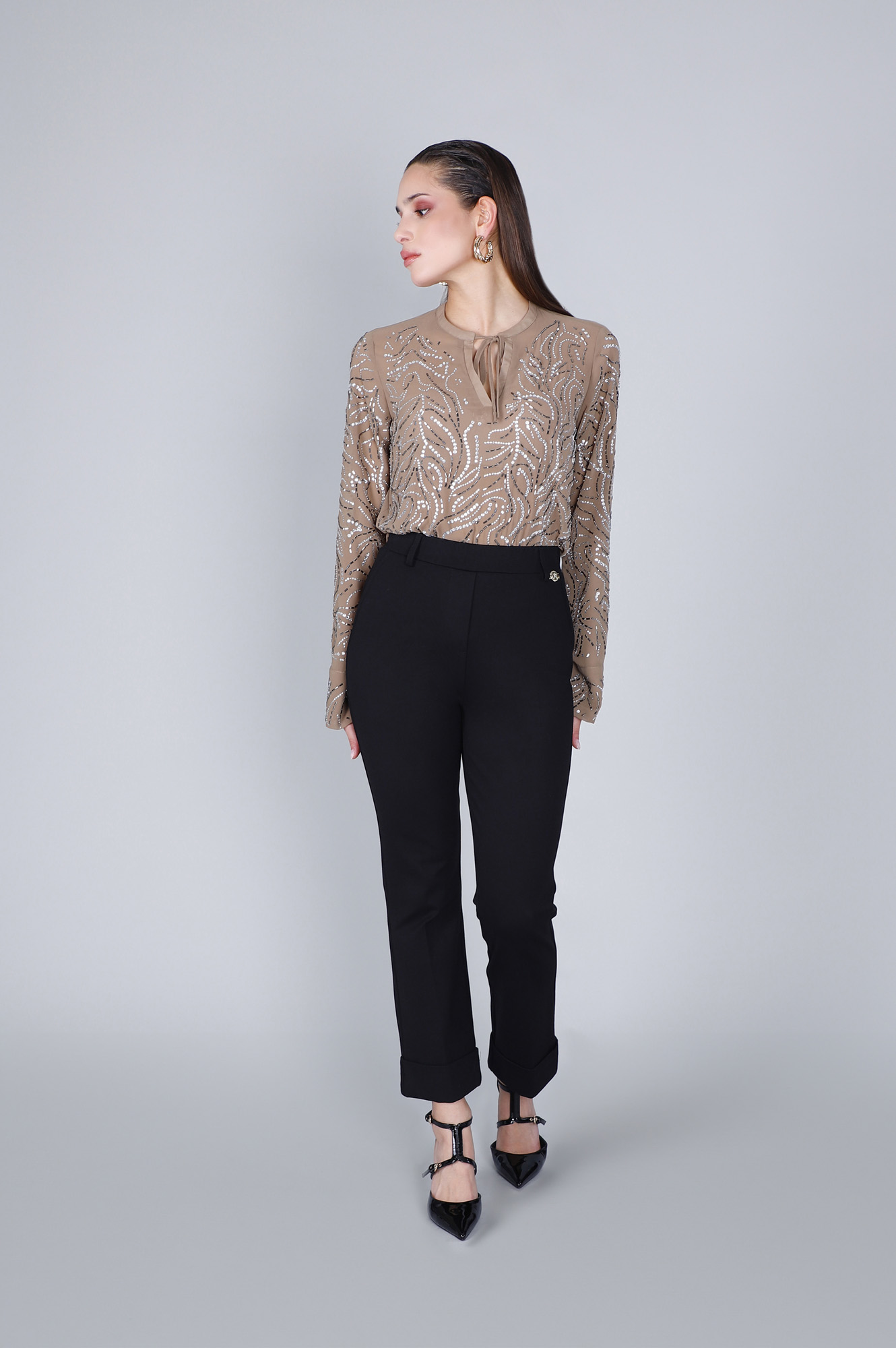 pantaloni a sigaretta con risvolto nero xs