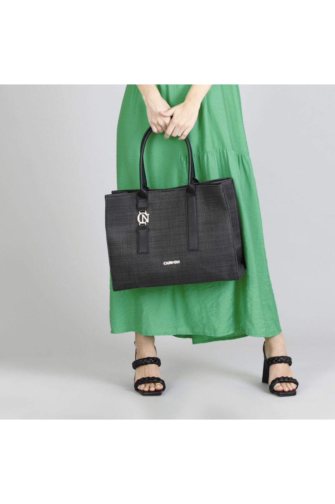 Quadra Teamwear Borsa Porta Scarpe – Misura Unica, Colore Nero, Maniglia In Tessuto Per Il Trasporto, Ideale Per Palestra E Sport