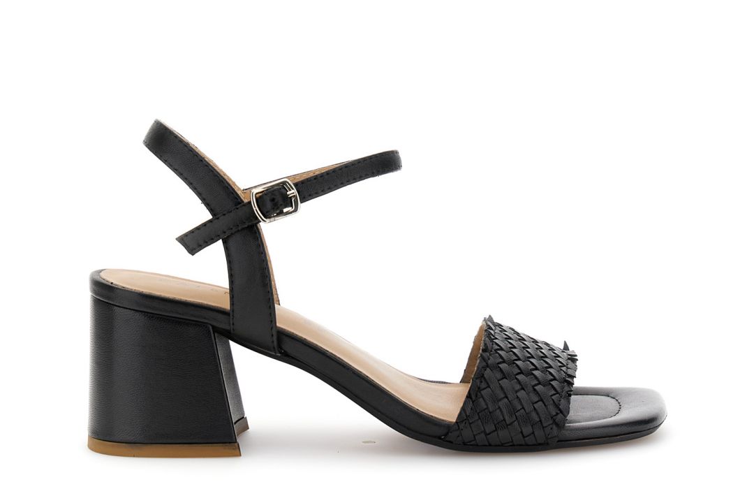 CafèNoir — Sandali in pelle con intreccio nero