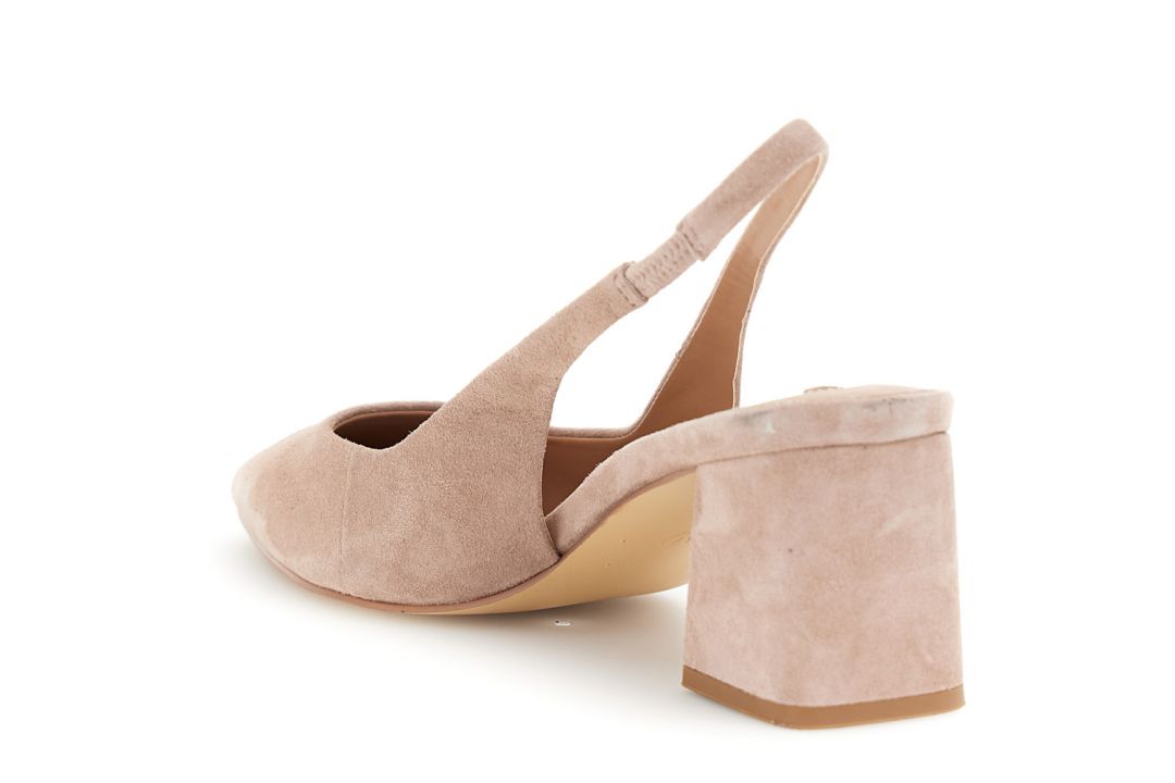 Décolléte slingback in camoscio nude — vista 2
