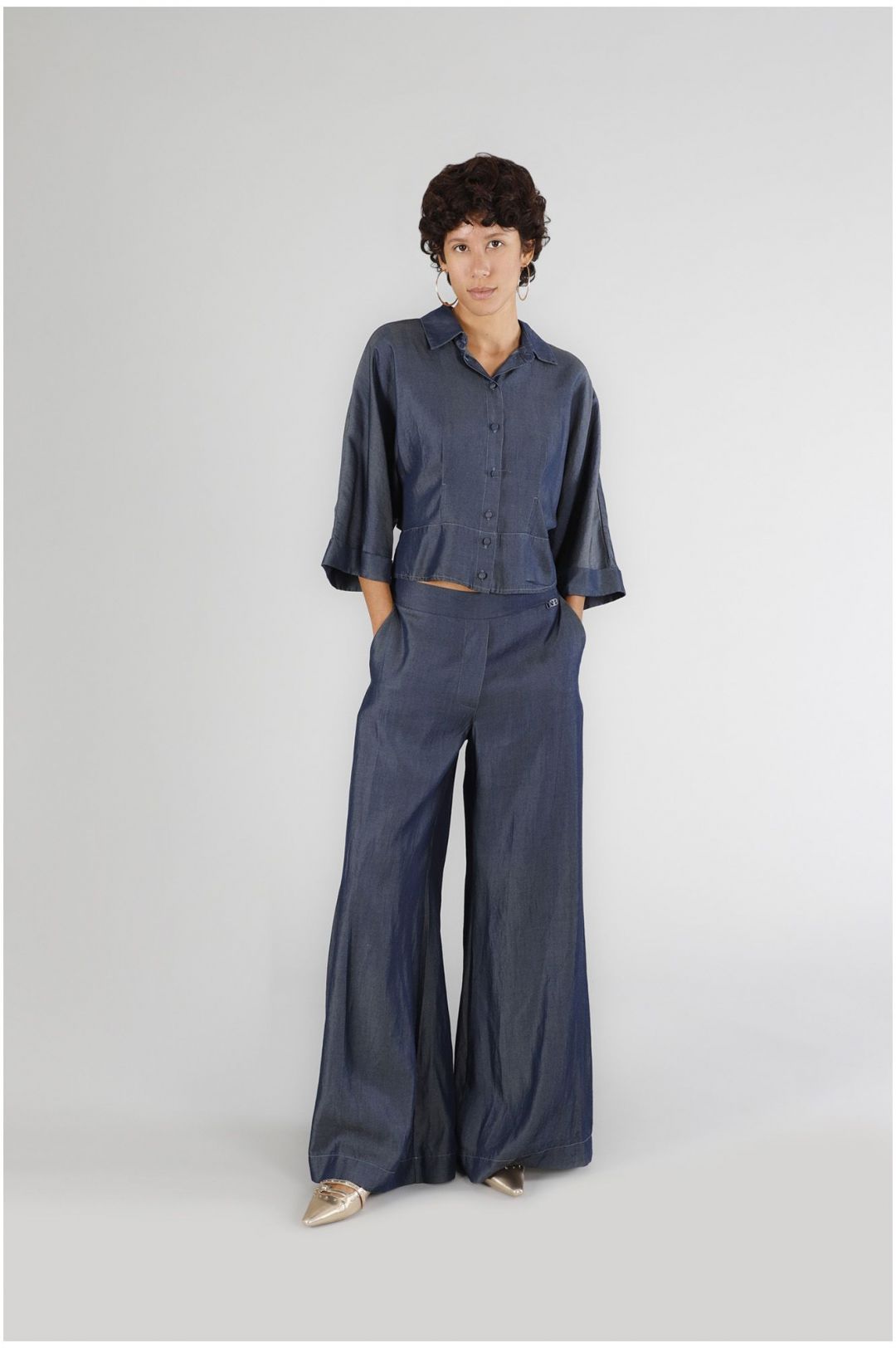 camicetta con manica kimono in tencel denim indaco